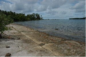 トラック諸島へ